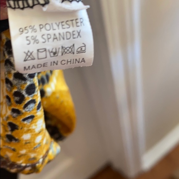 Simply Couture L NWT Animal print tunic top - Picture 9 of 9